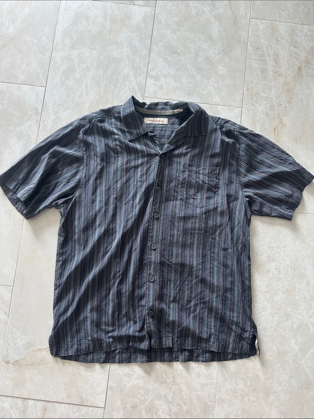 Tommy Bahama Men's Short Sleeve Button-Down in Dark Navy Stripe